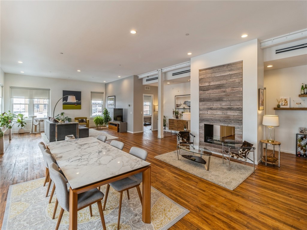 1417 Walnut Street 206