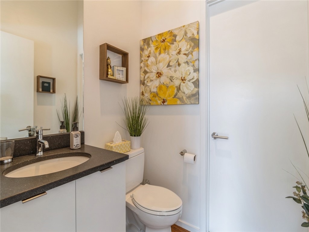 1417 Walnut Street 206