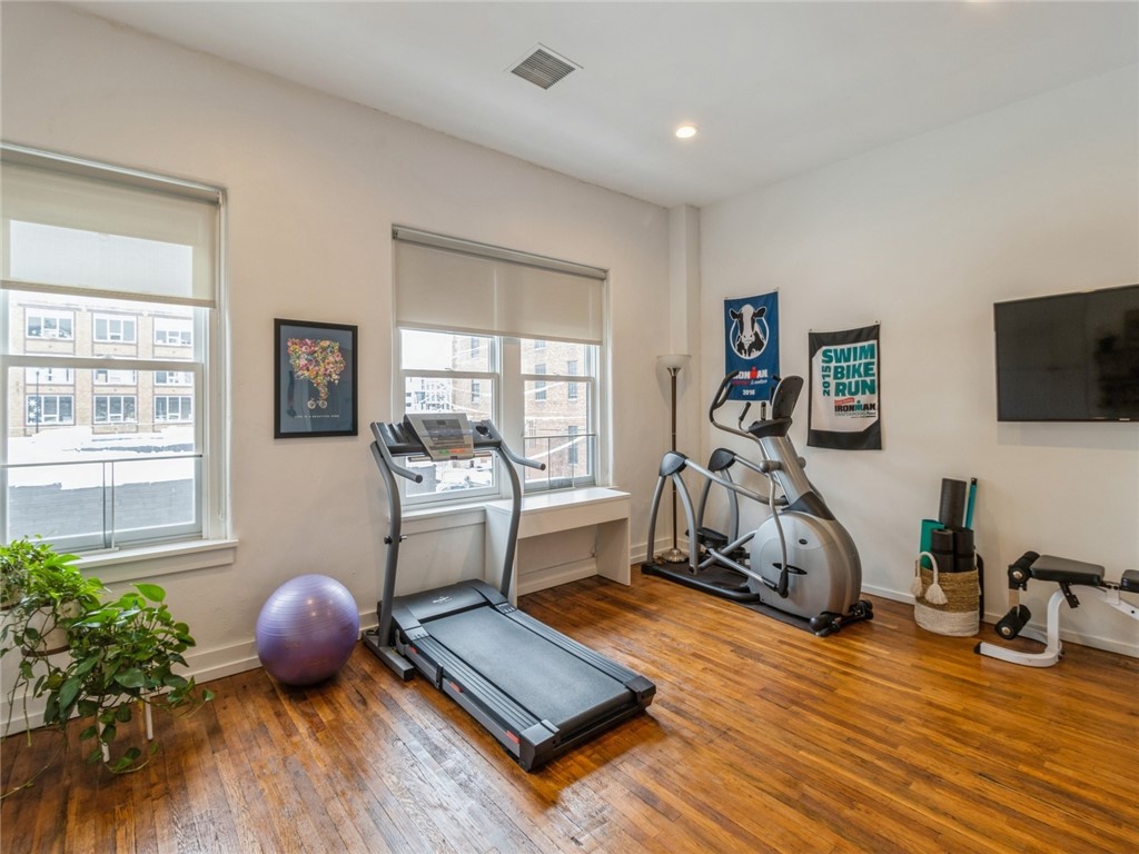 1417 Walnut Street 206