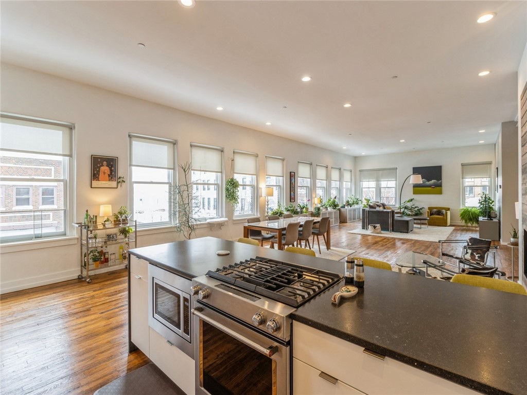 1417 Walnut Street 206