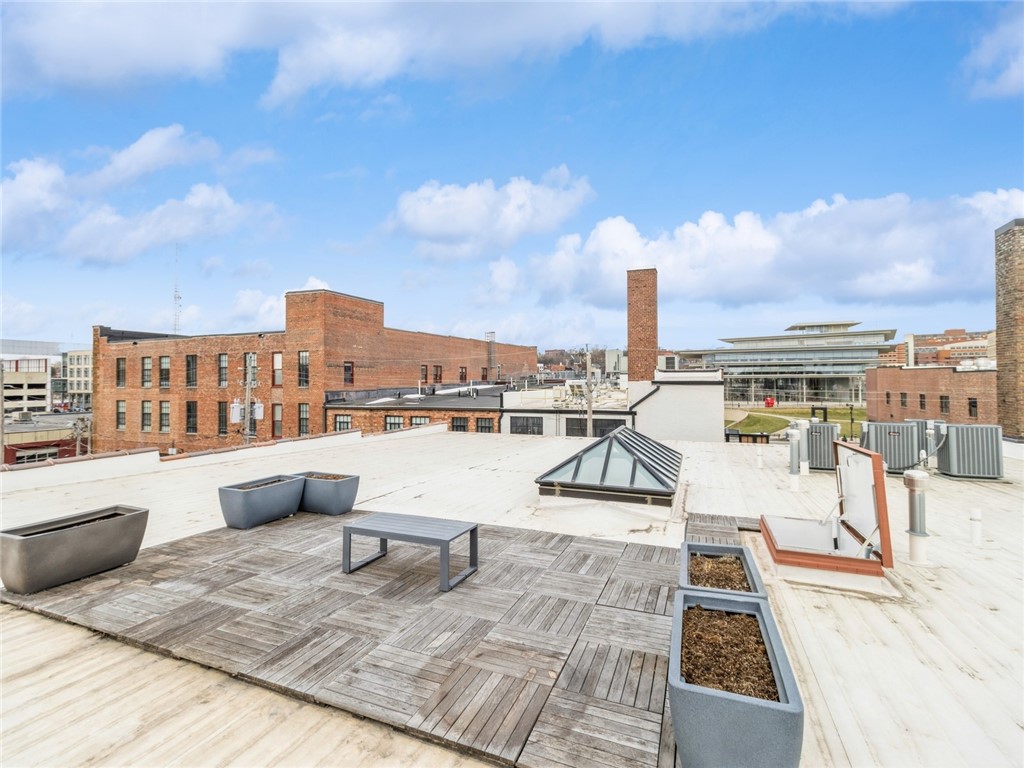 1417 Walnut Street 206