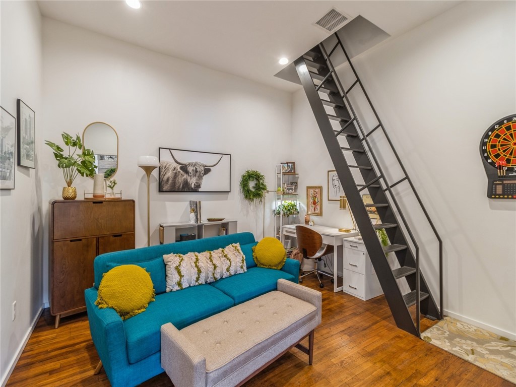 1417 Walnut Street 206