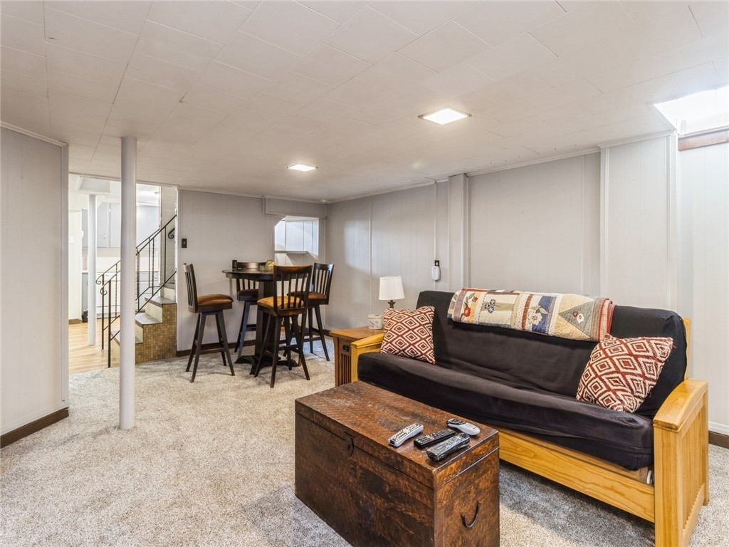 1304 Creston Avenue