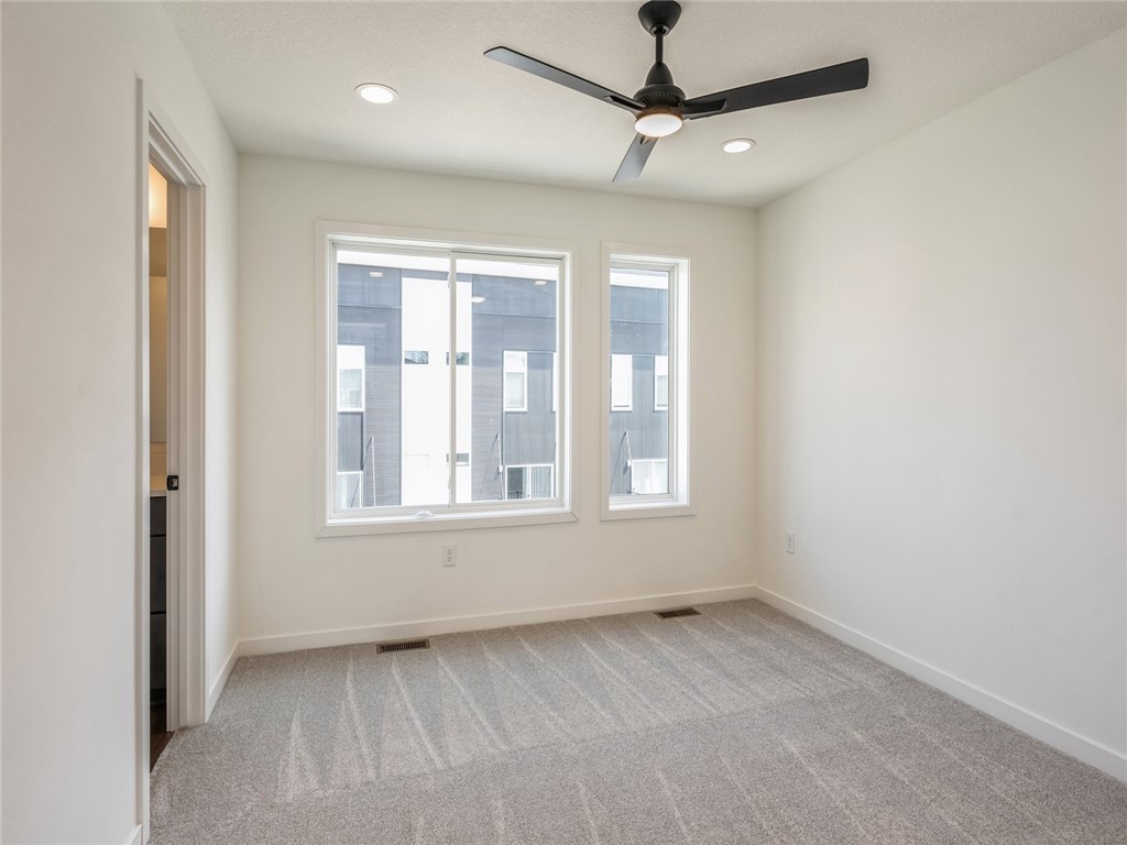 425 SW 12th Street