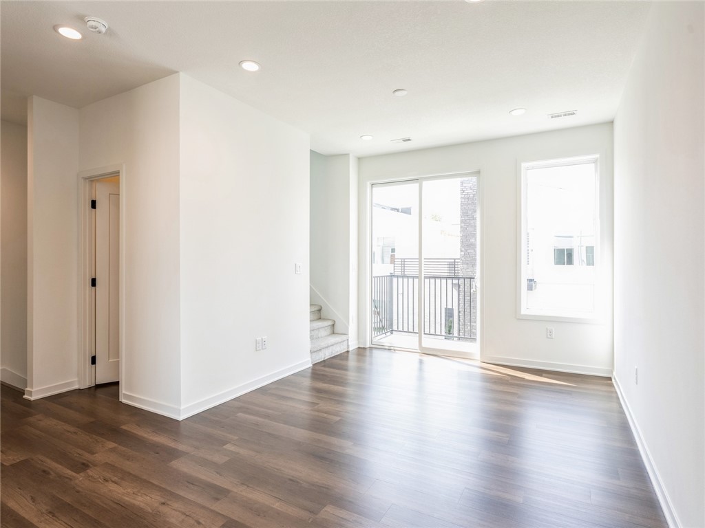 425 SW 12th Street
