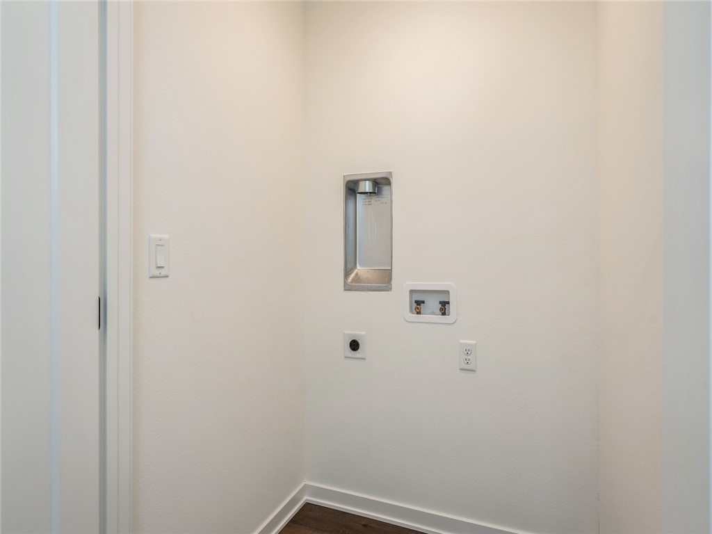 425 SW 12th Street