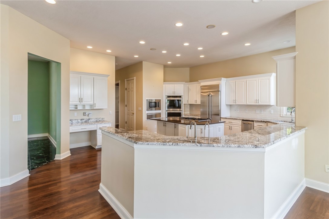 5535 Little Leaf Trail