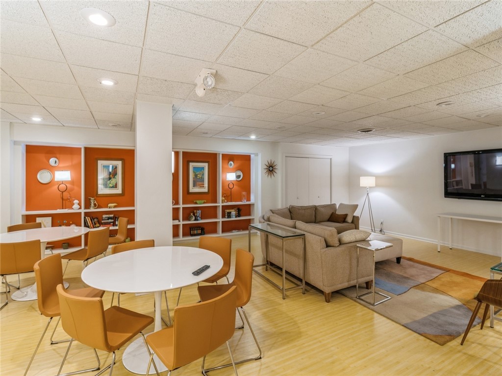 3660 Grand Avenue 1020