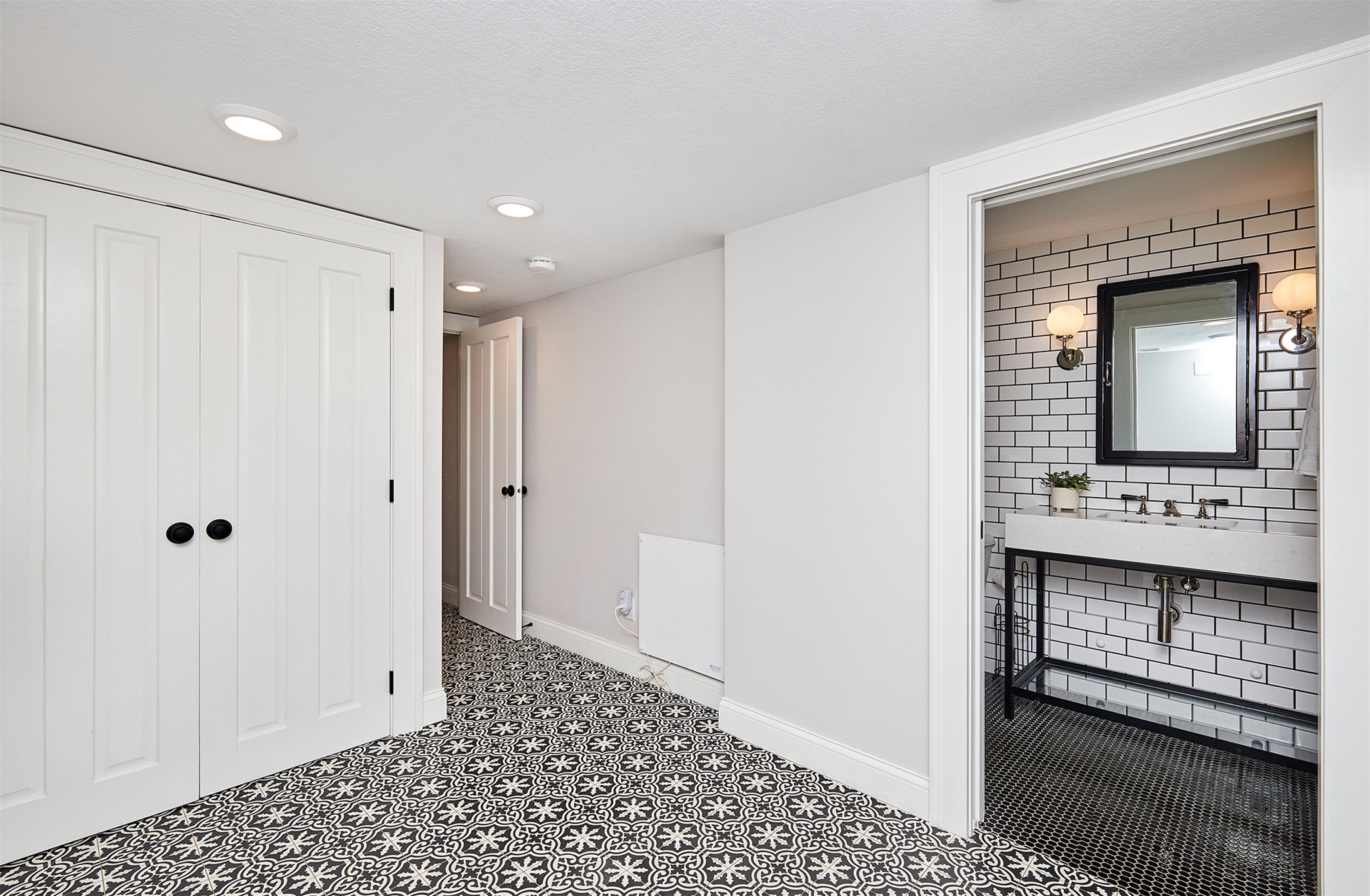 5611 Waterbury Road
