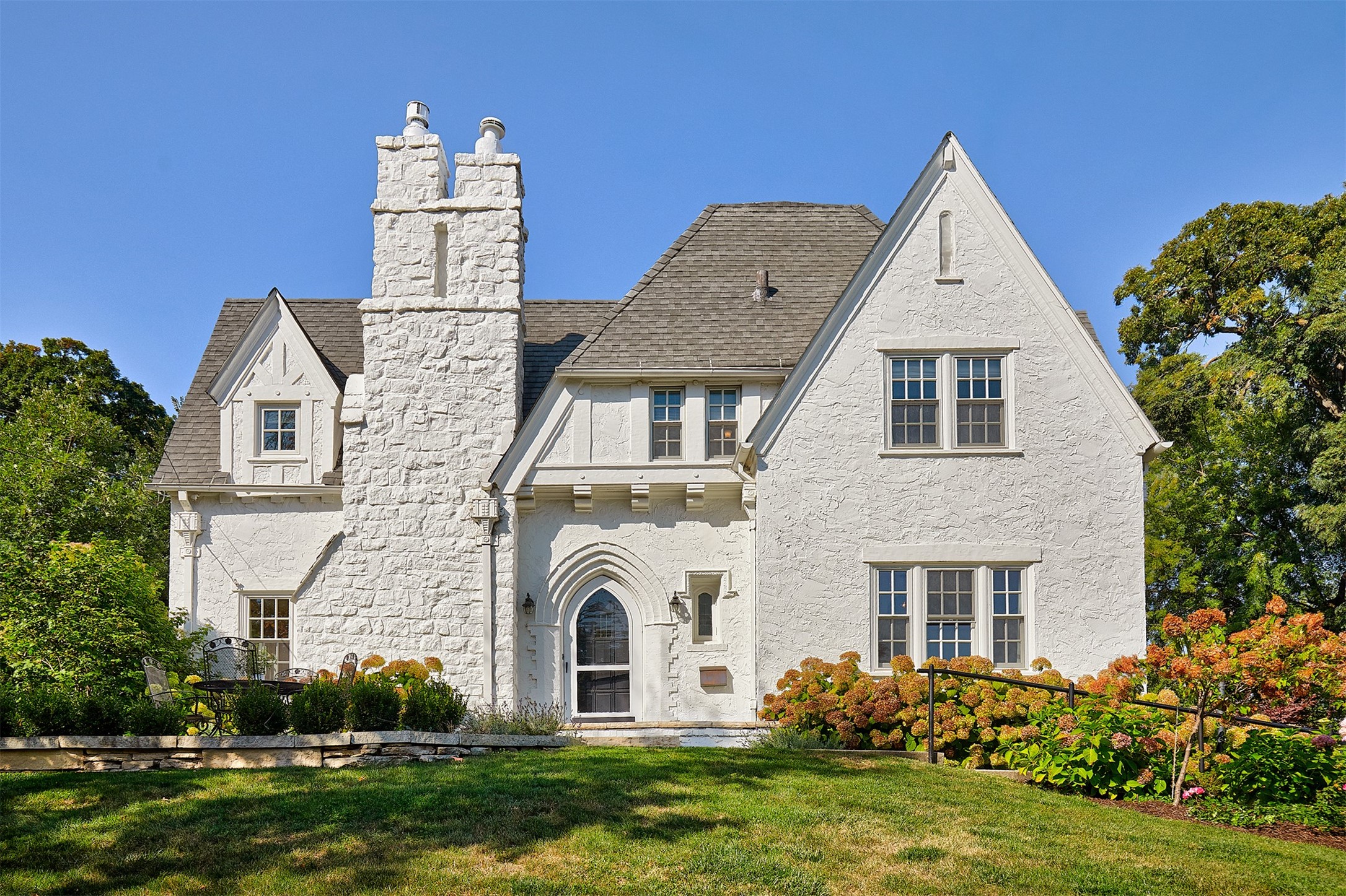 5611 Waterbury Road