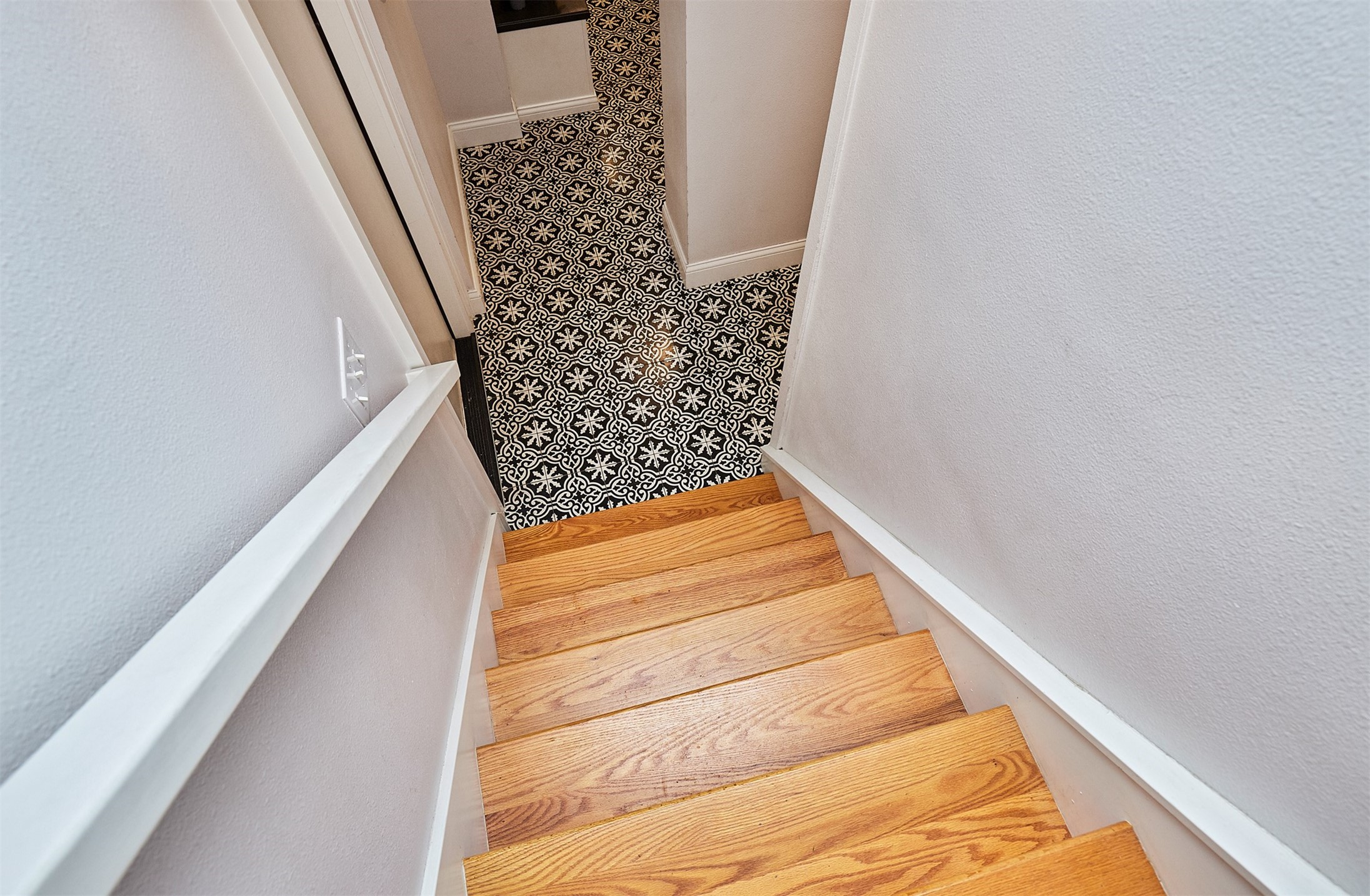 5611 Waterbury Road