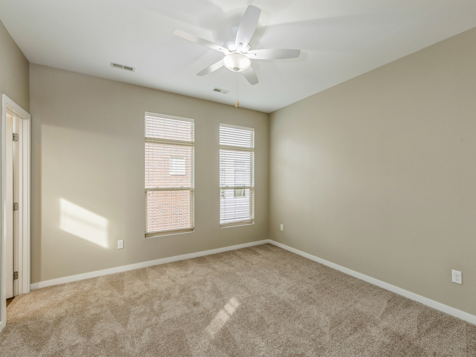 313 SW 7th Street 107