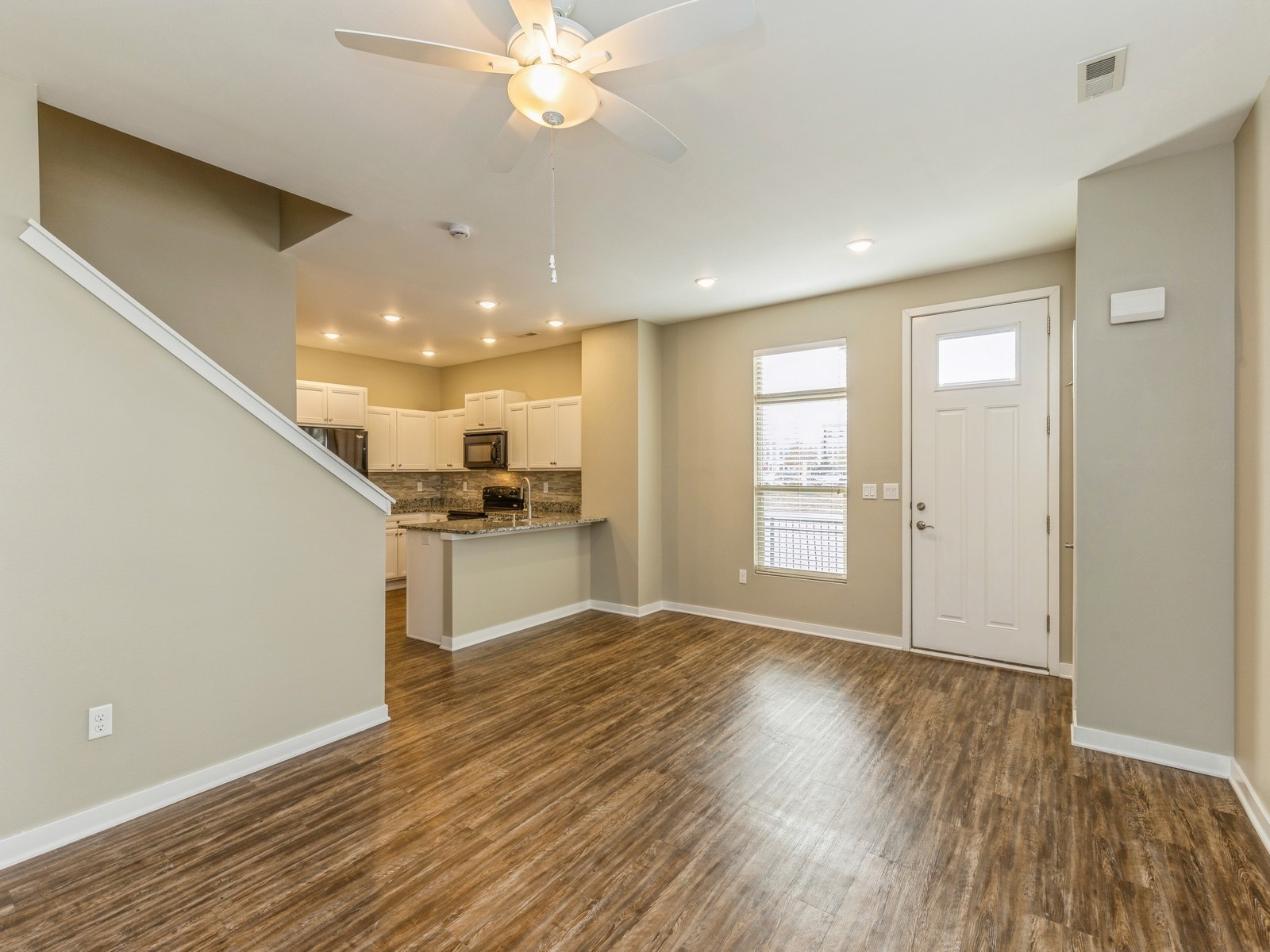 313 SW 7th Street 107