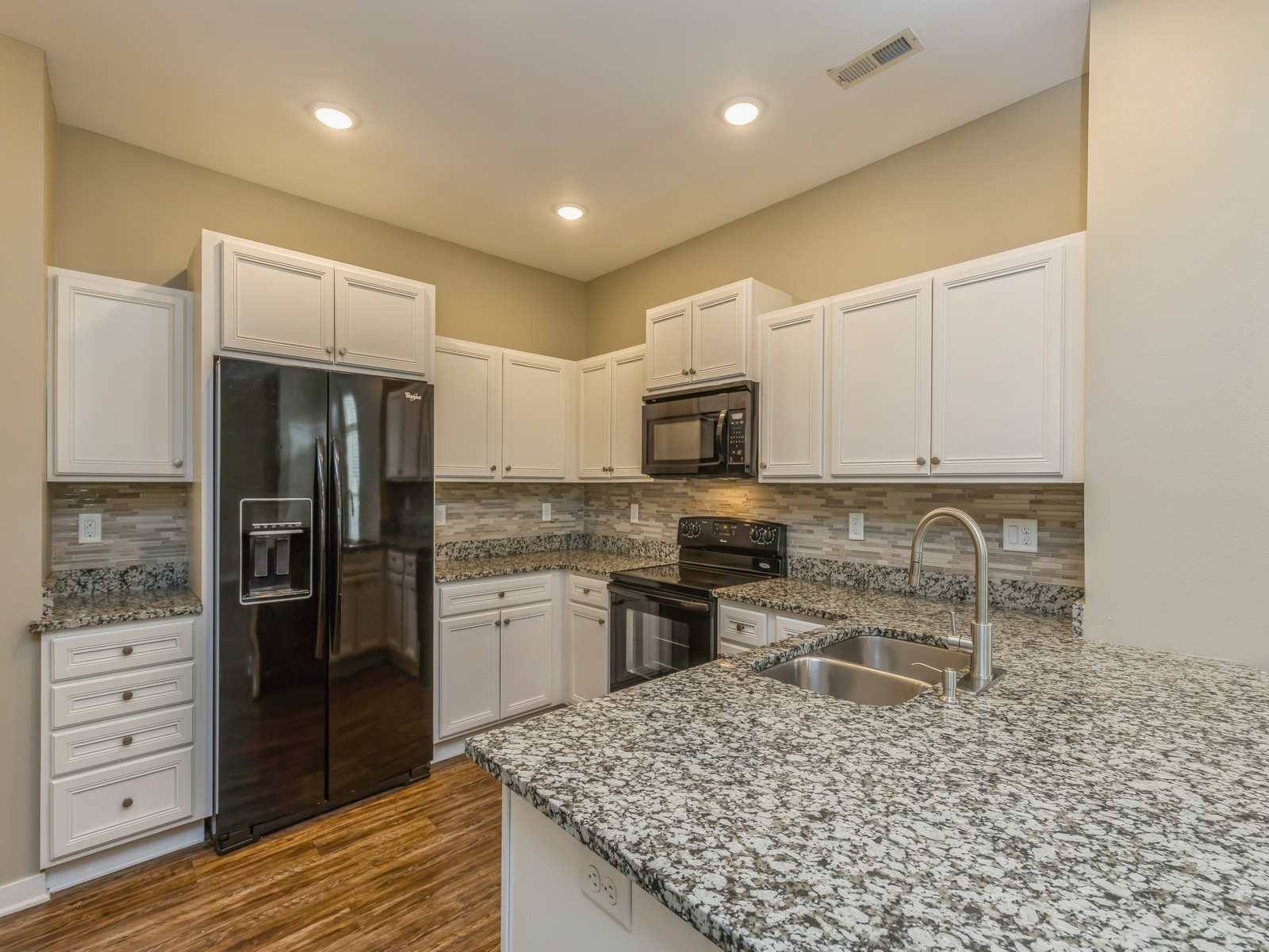 313 SW 7th Street 107