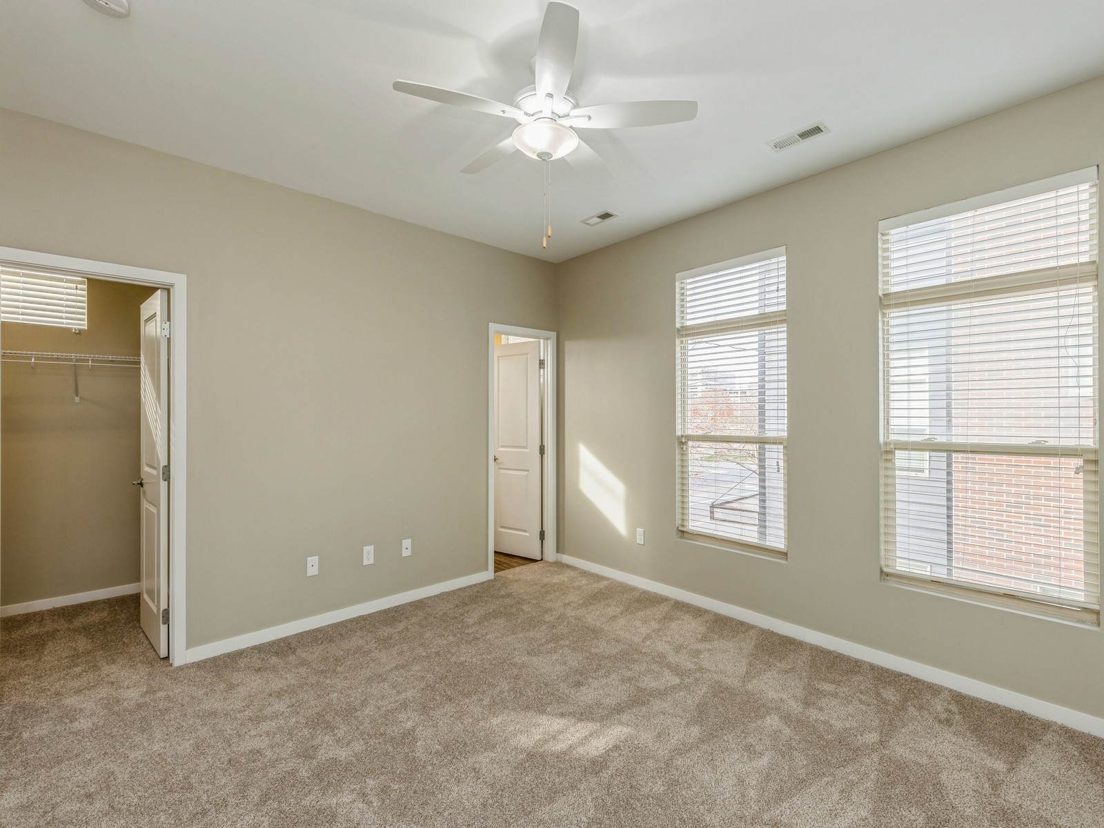313 SW 7th Street 107