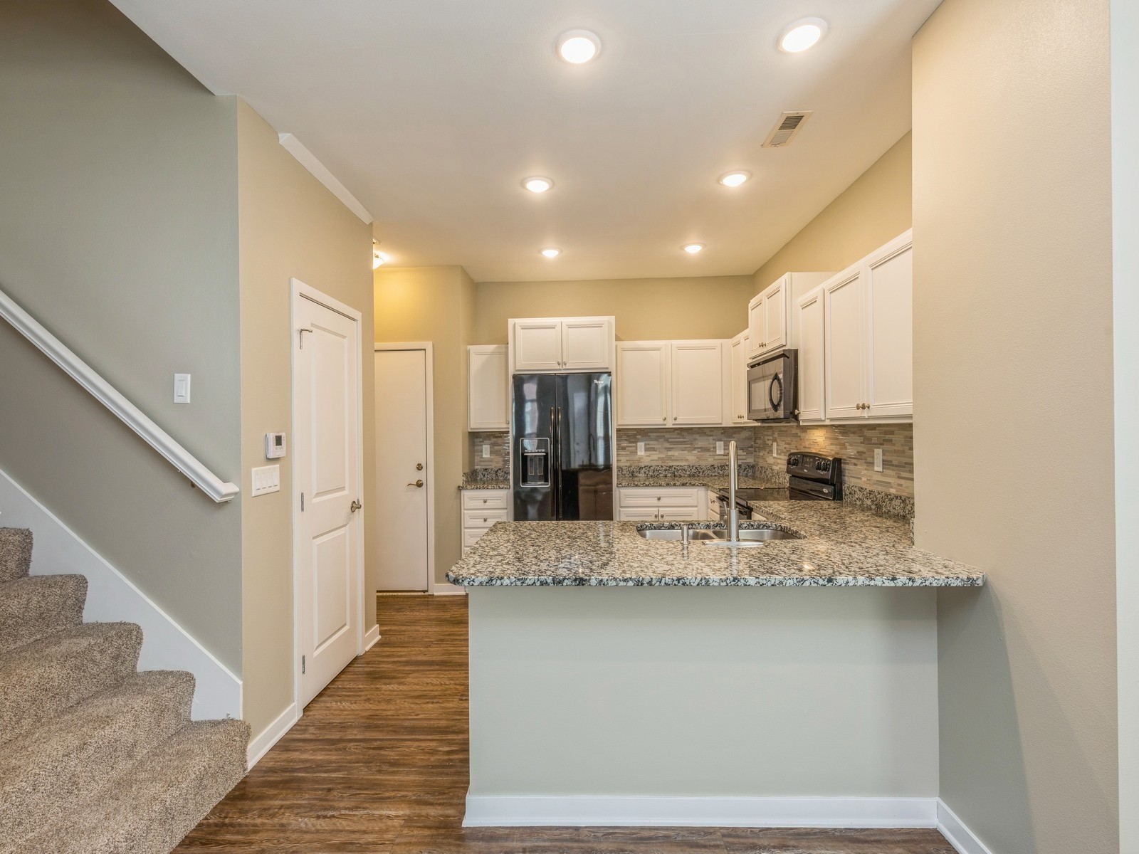 313 SW 7th Street 107