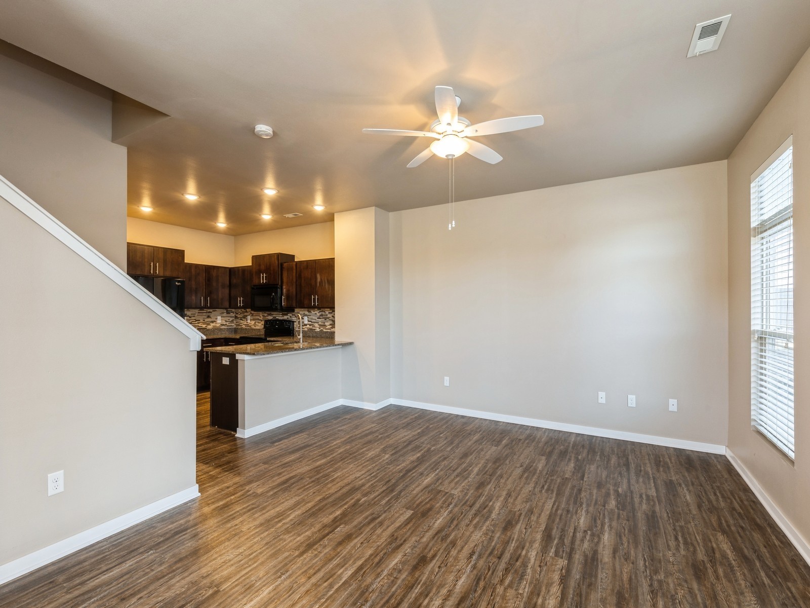 319 SW 7th Street 107