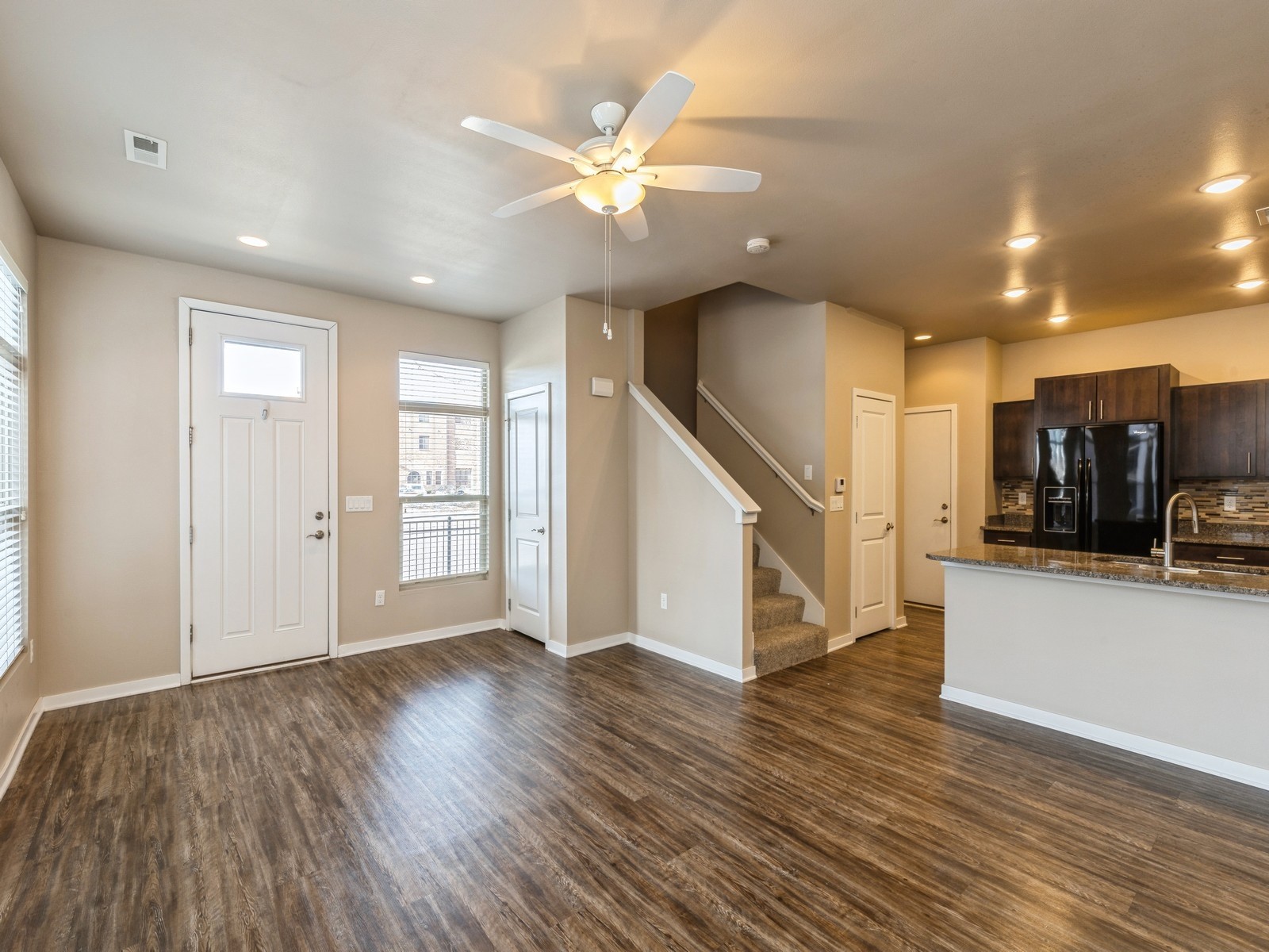 319 SW 7th Street 107