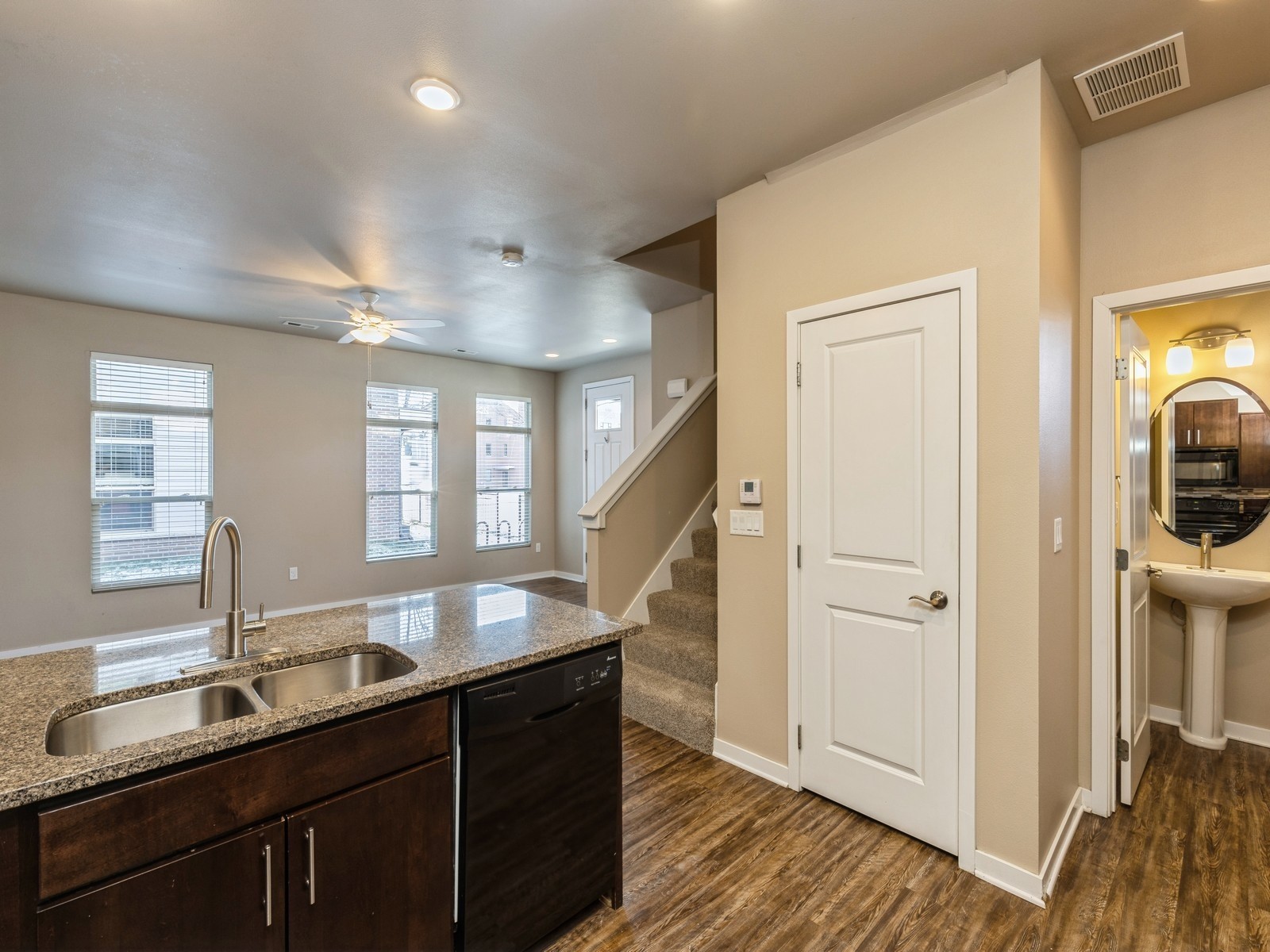 319 SW 7th Street 107