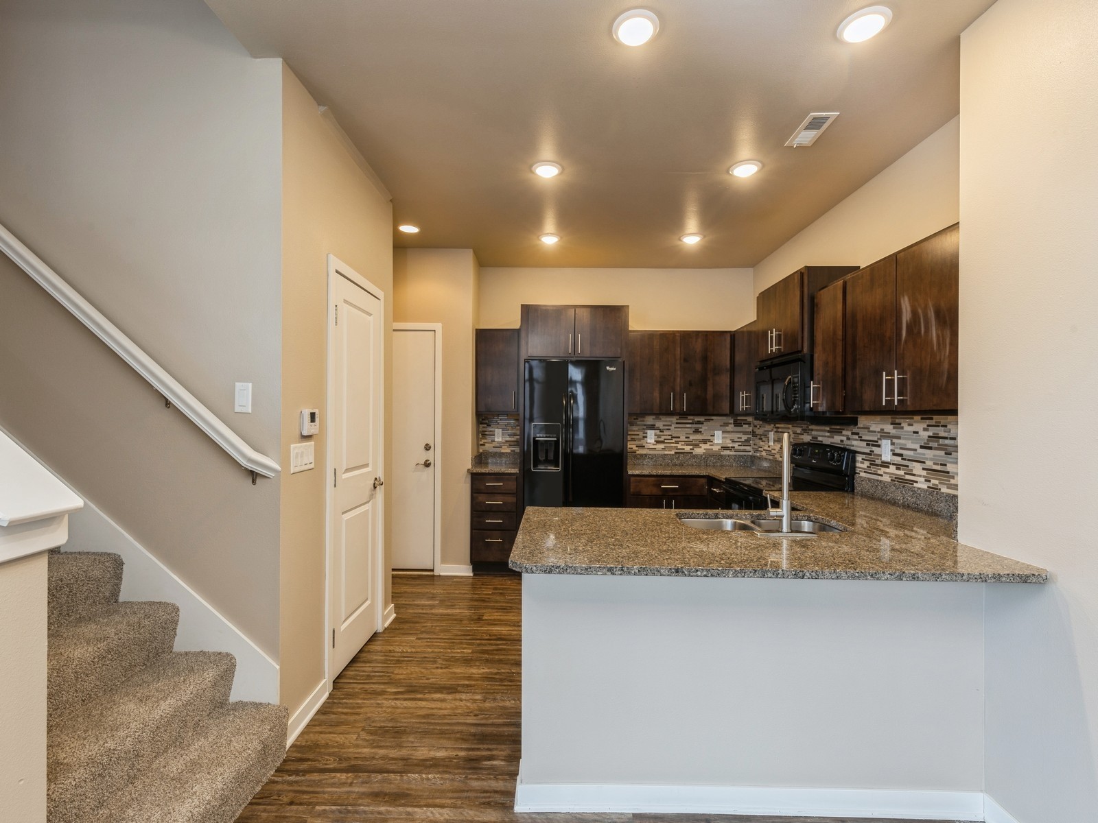 319 SW 7th Street 107