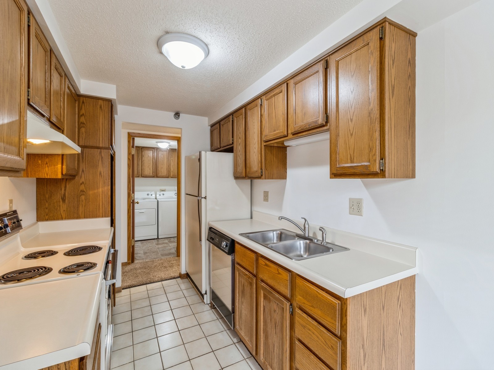 2880 Grand Avenue 107