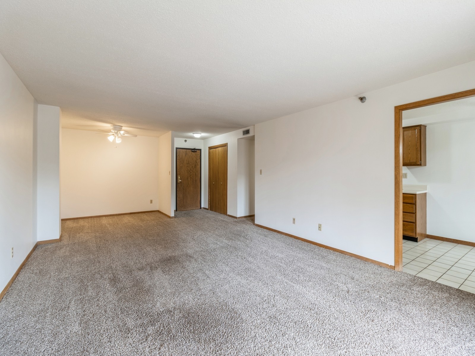 2880 Grand Avenue 107