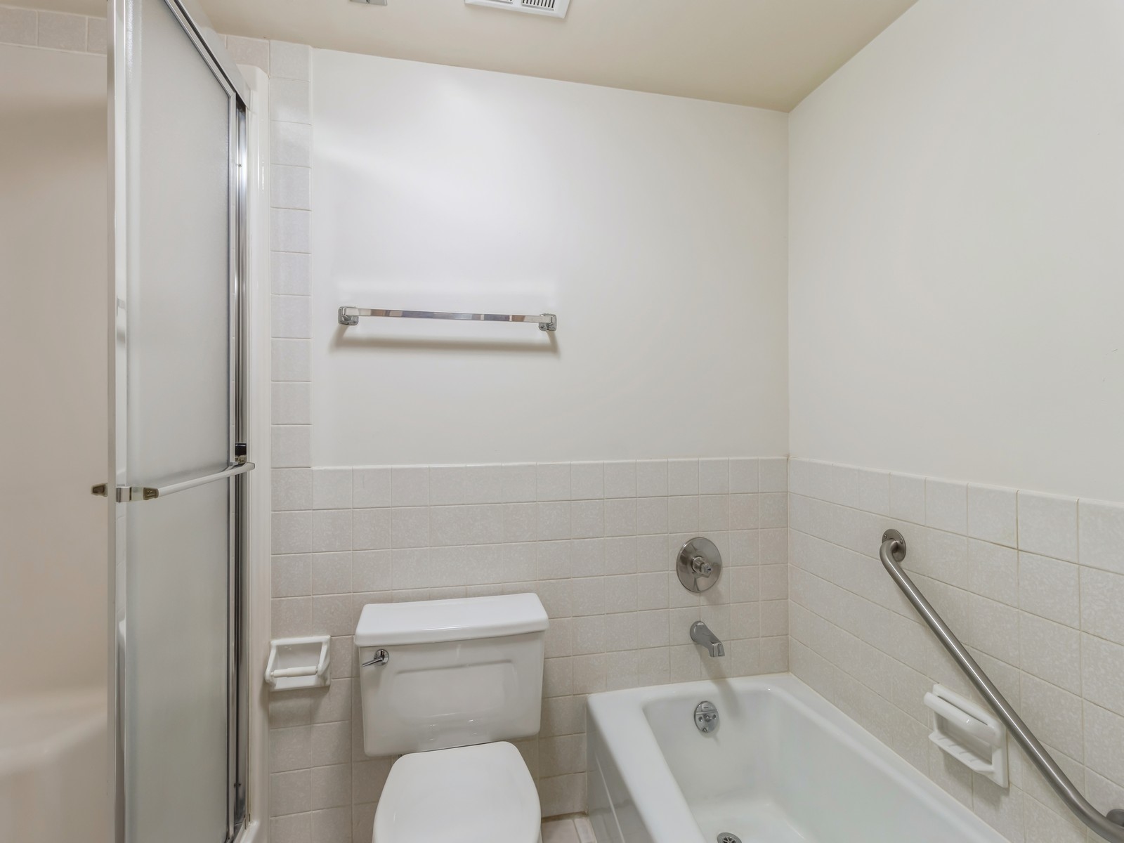 2880 Grand Avenue 107