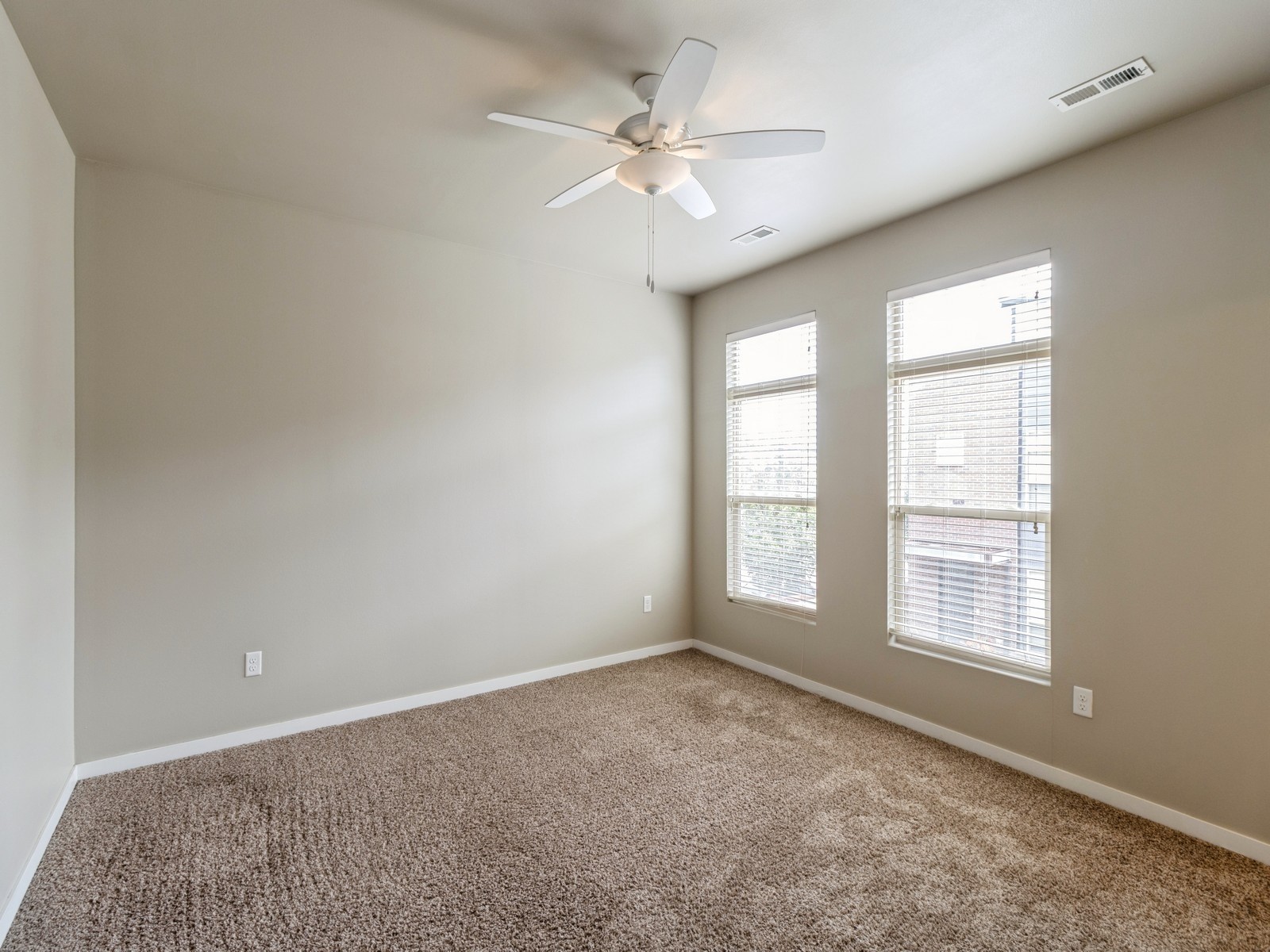 316 SW 6th Street 106