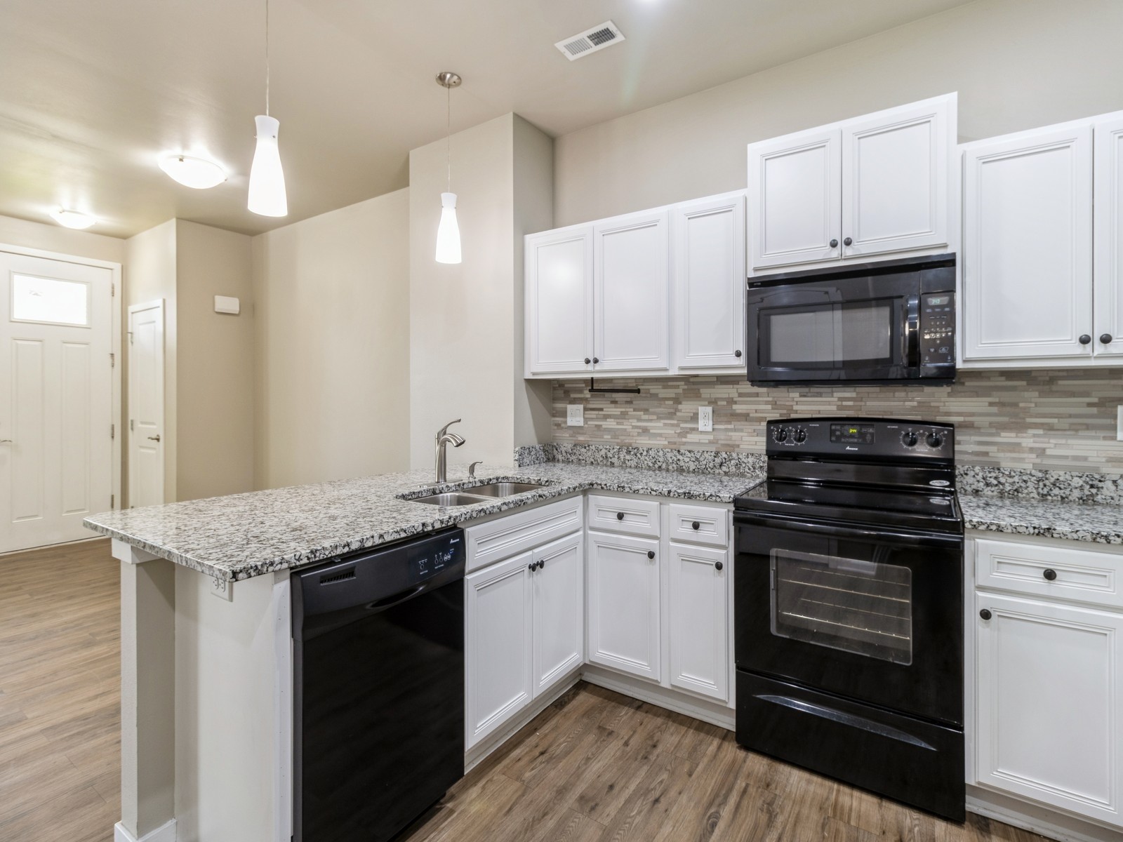 316 SW 6th Street 106