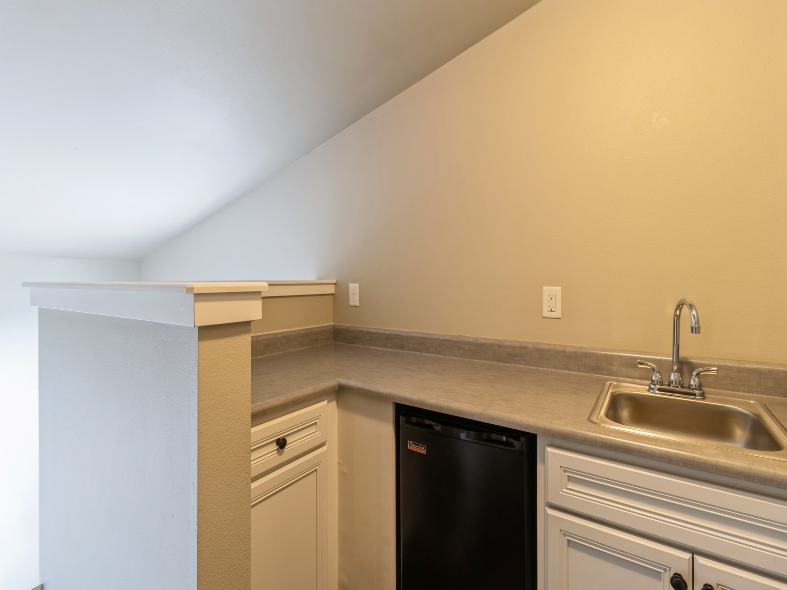 316 SW 6th Street 106