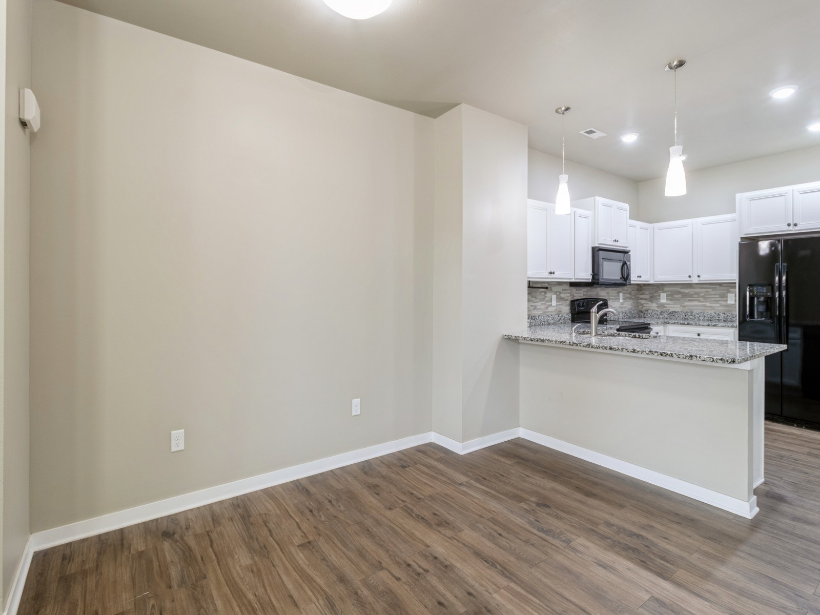 316 SW 6th Street 106