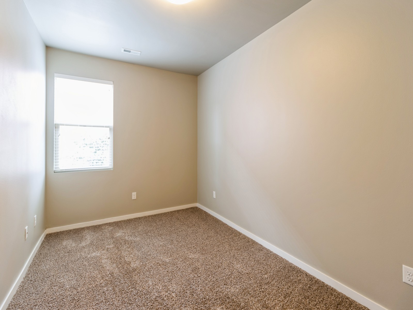 316 SW 6th Street 106