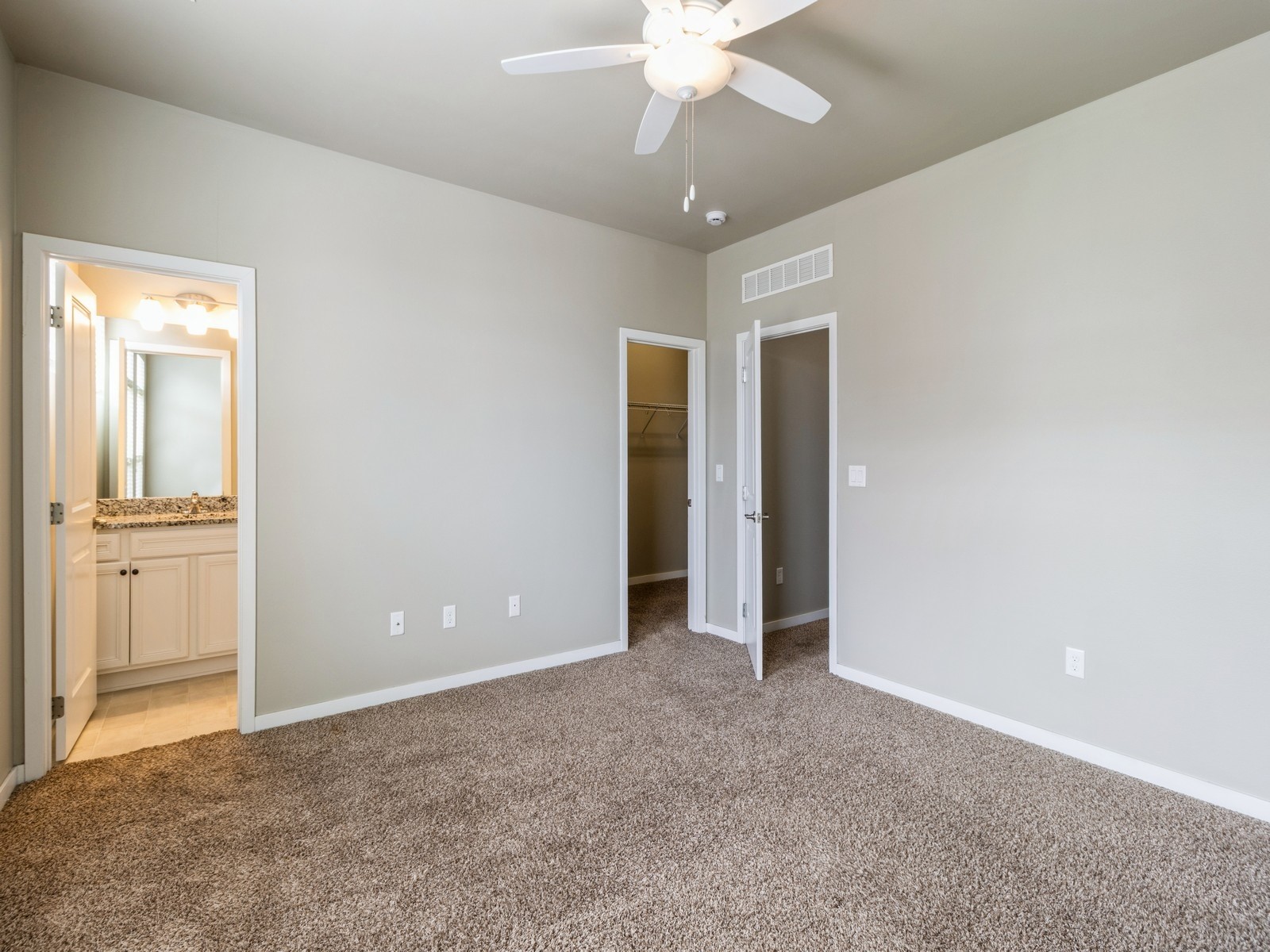 316 SW 6th Street 106