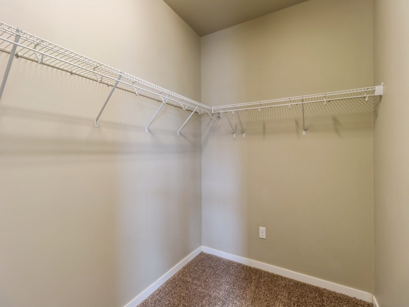 316 SW 6th Street 106