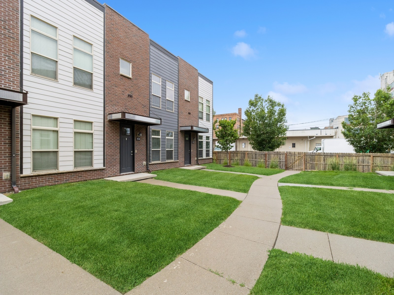 316 SW 6th Street 106