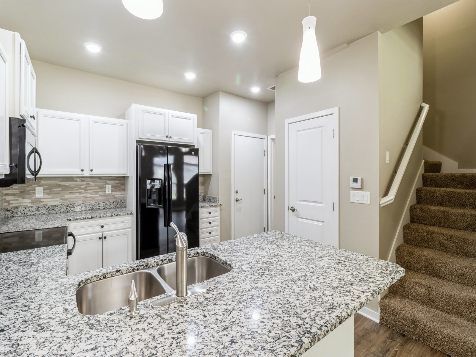 316 SW 6th Street 106