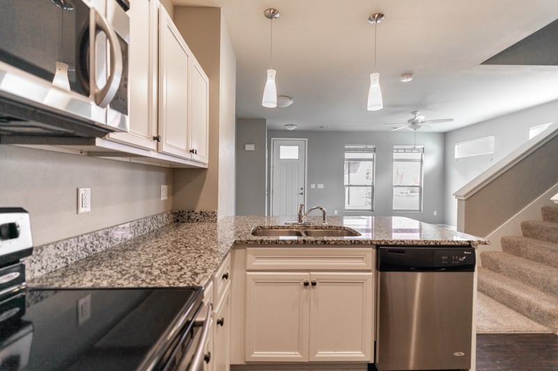 316 SW 6th Street 106