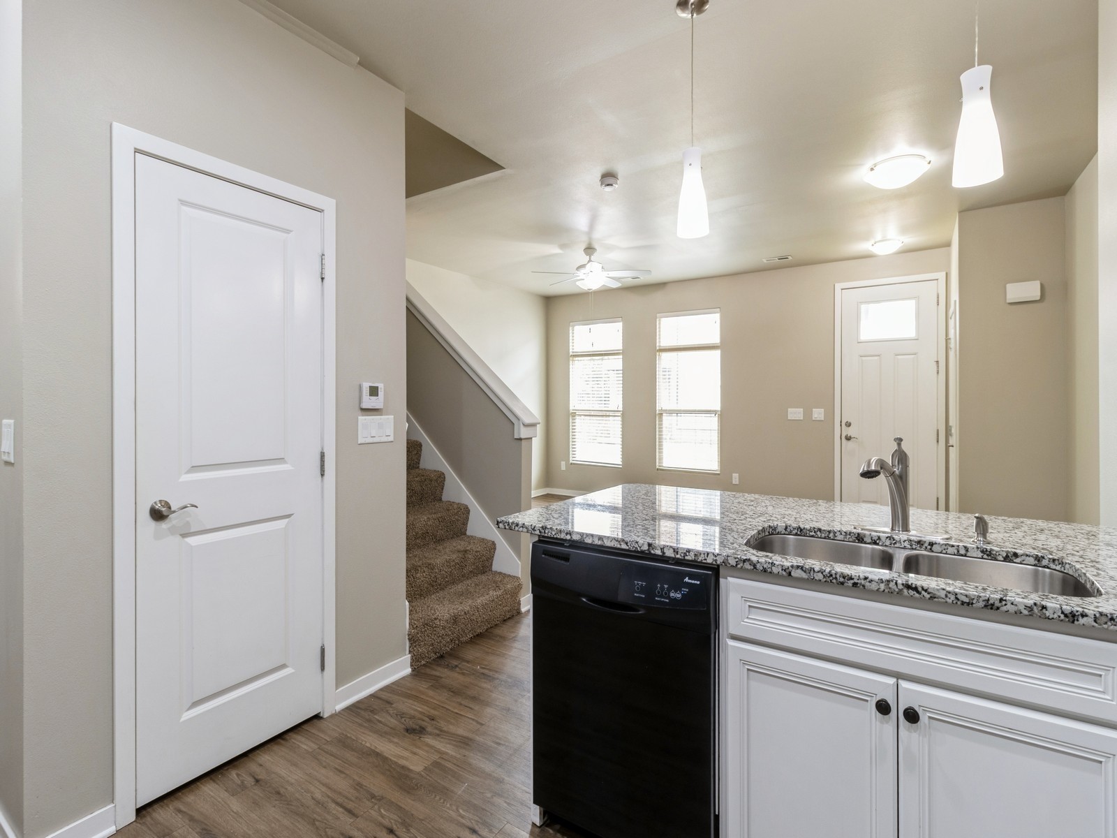 316 SW 6th Street 106