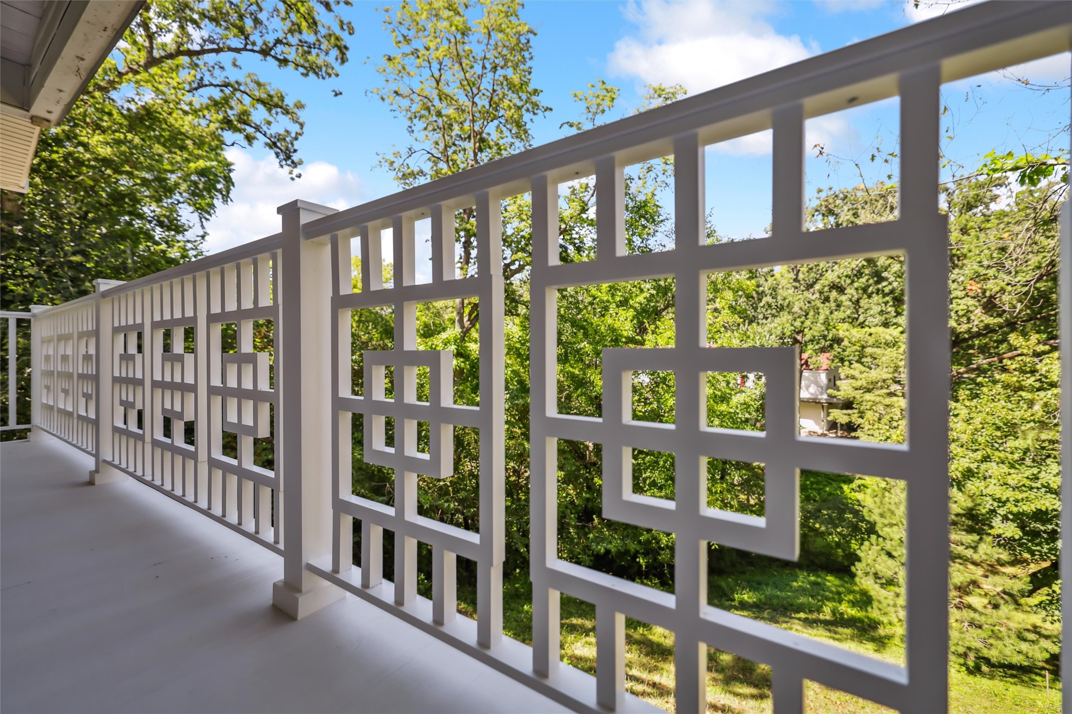 5723 Waterbury Circle