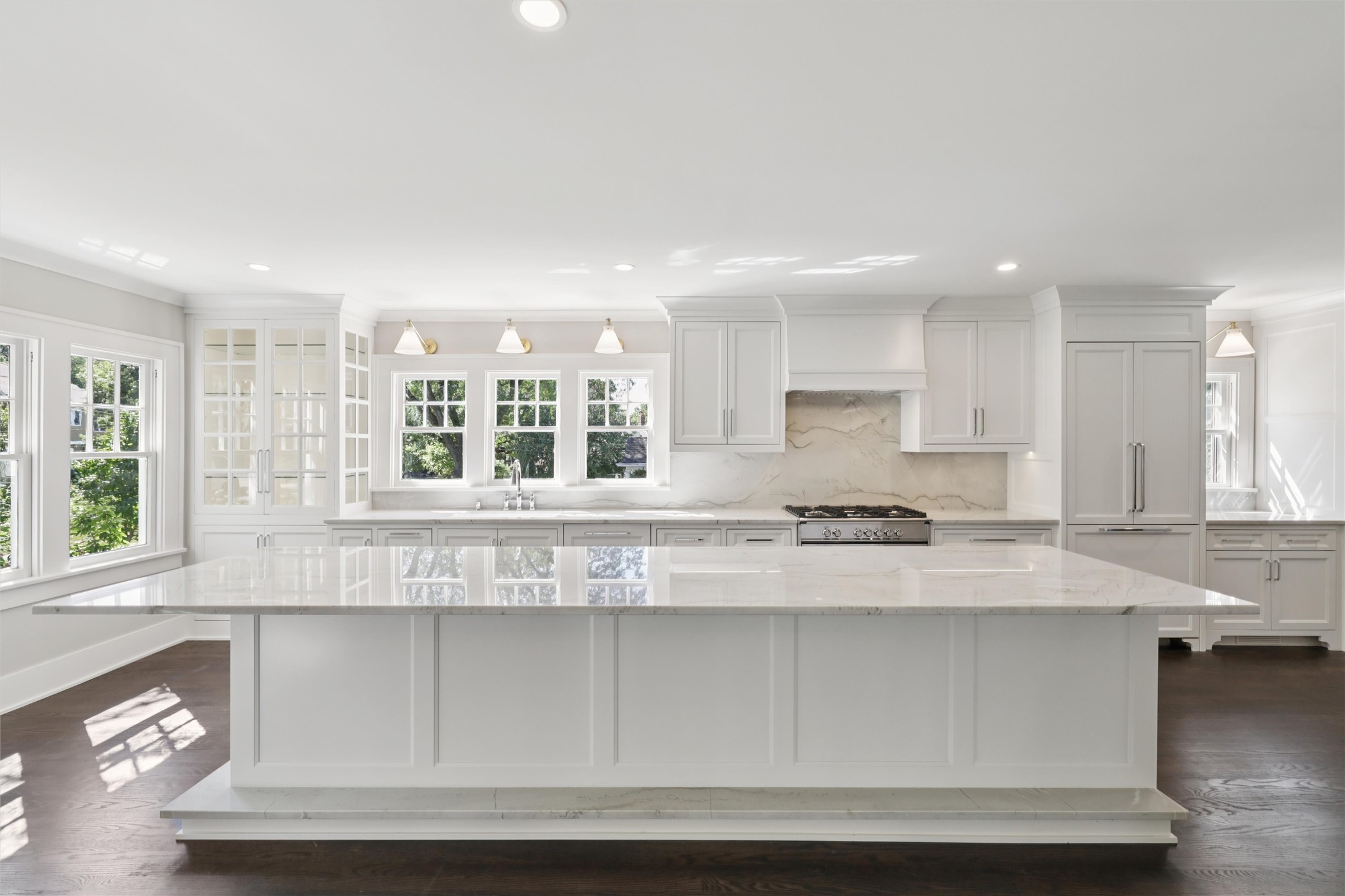 5723 Waterbury Circle