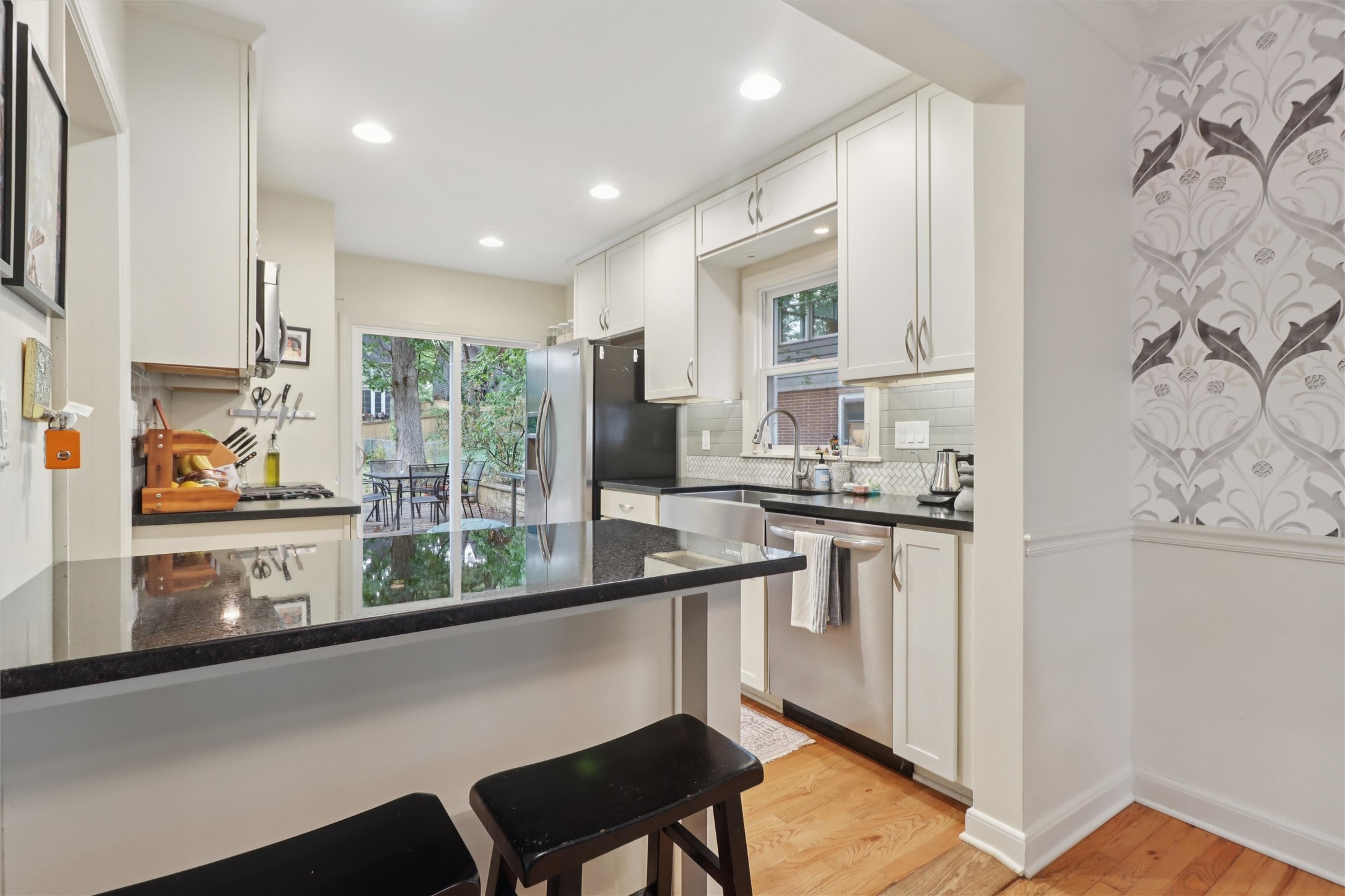 5709 Walnut Hill Avenue