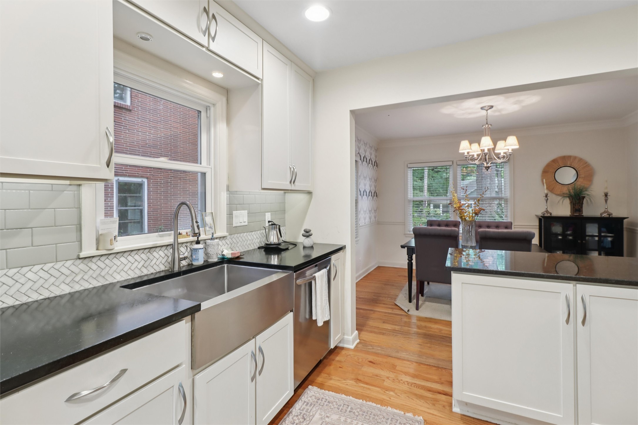 5709 Walnut Hill Avenue