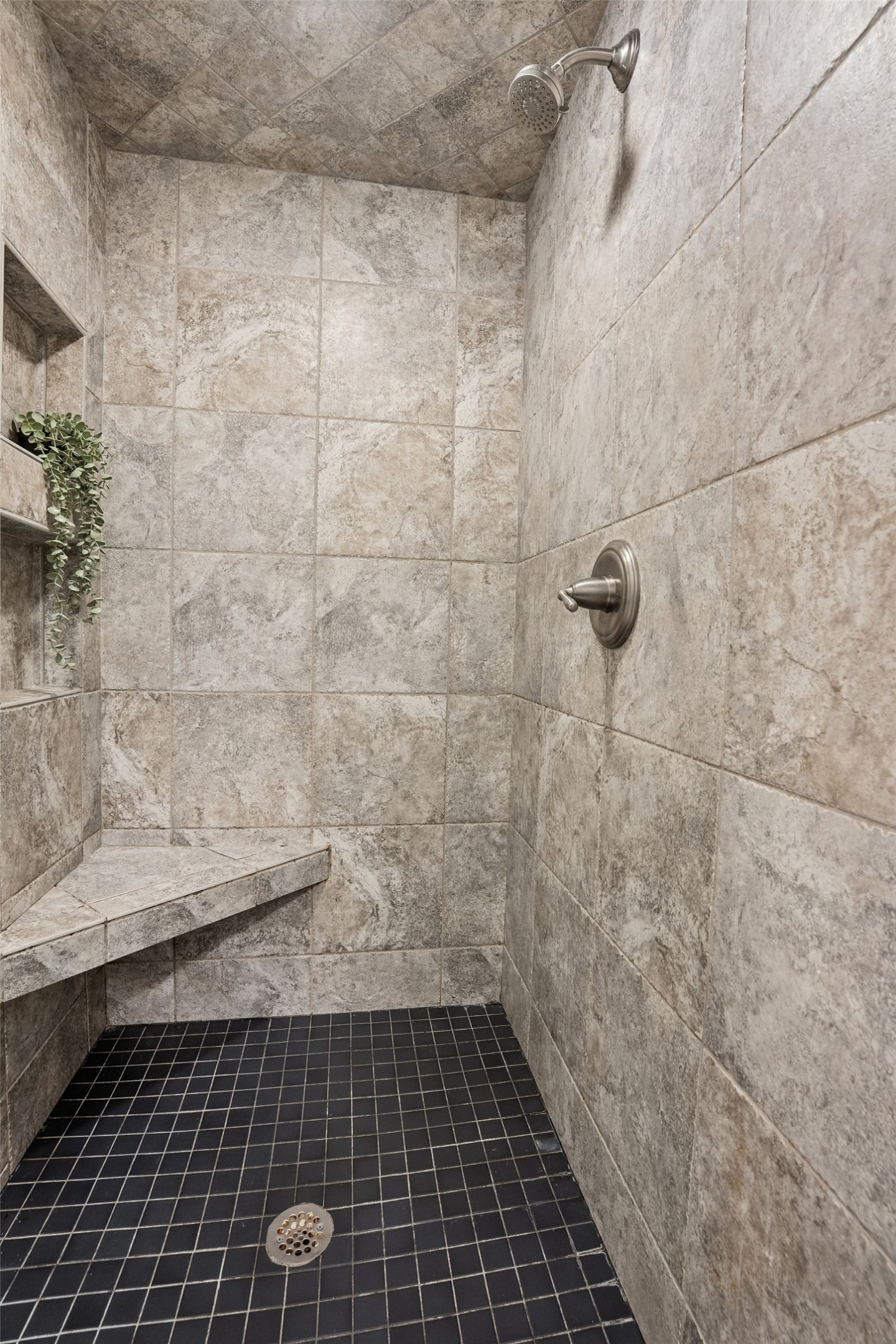 5108 Grand Avenue