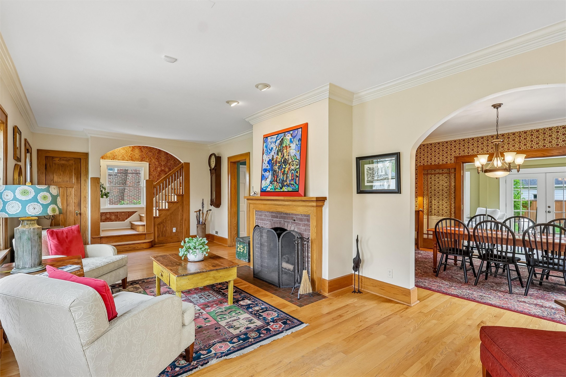 525 Waterbury Circle