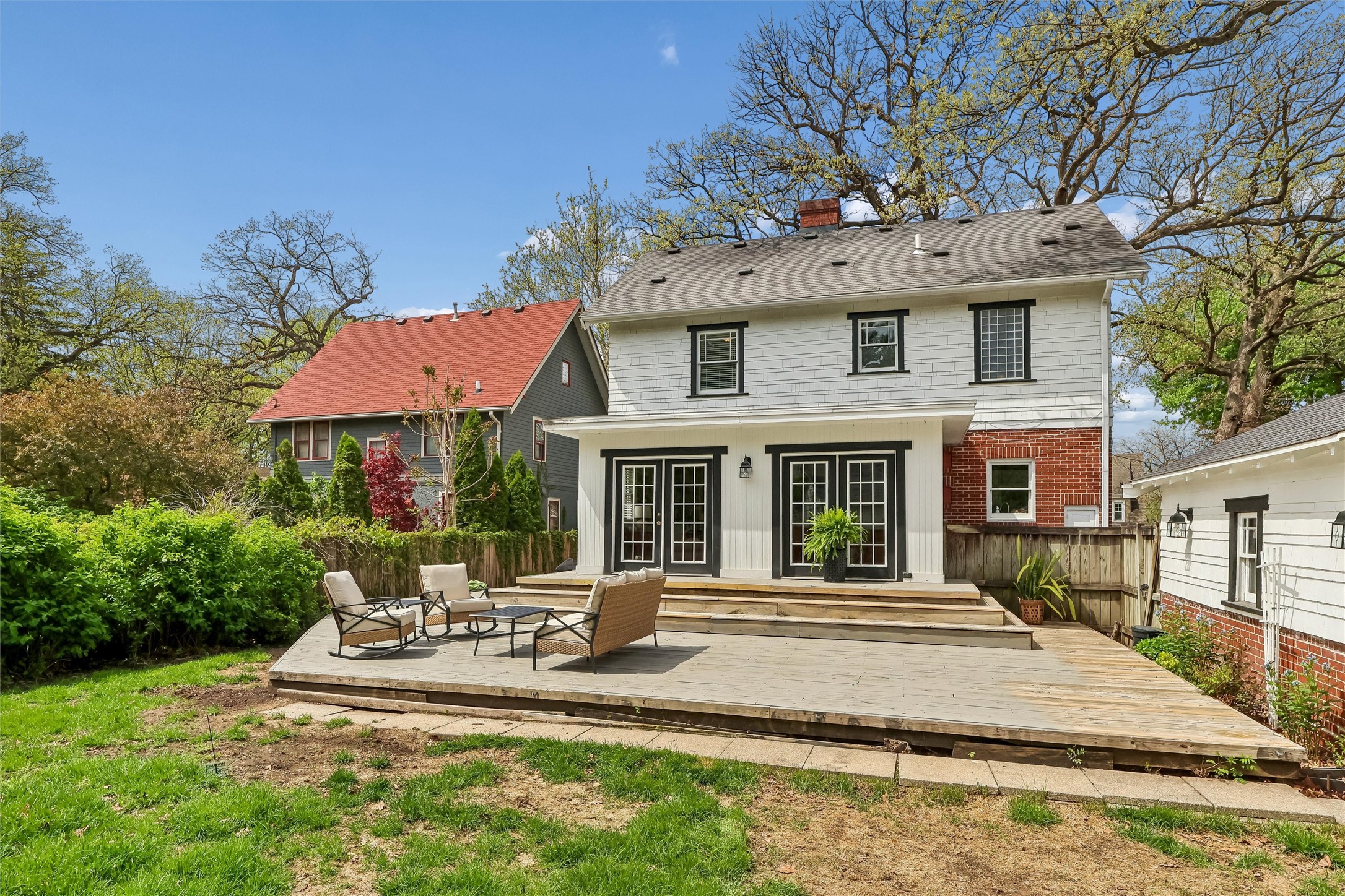 525 Waterbury Circle