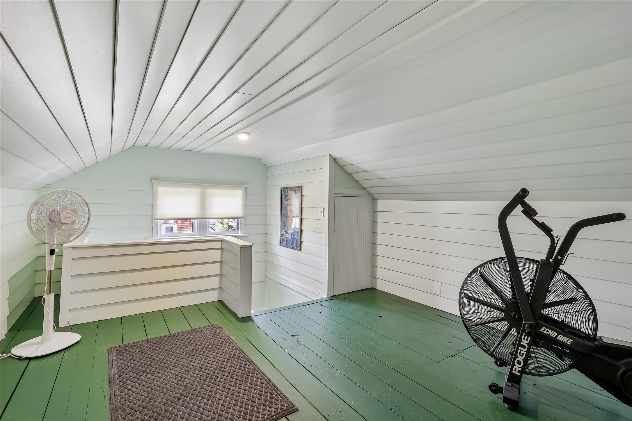 525 Waterbury Circle