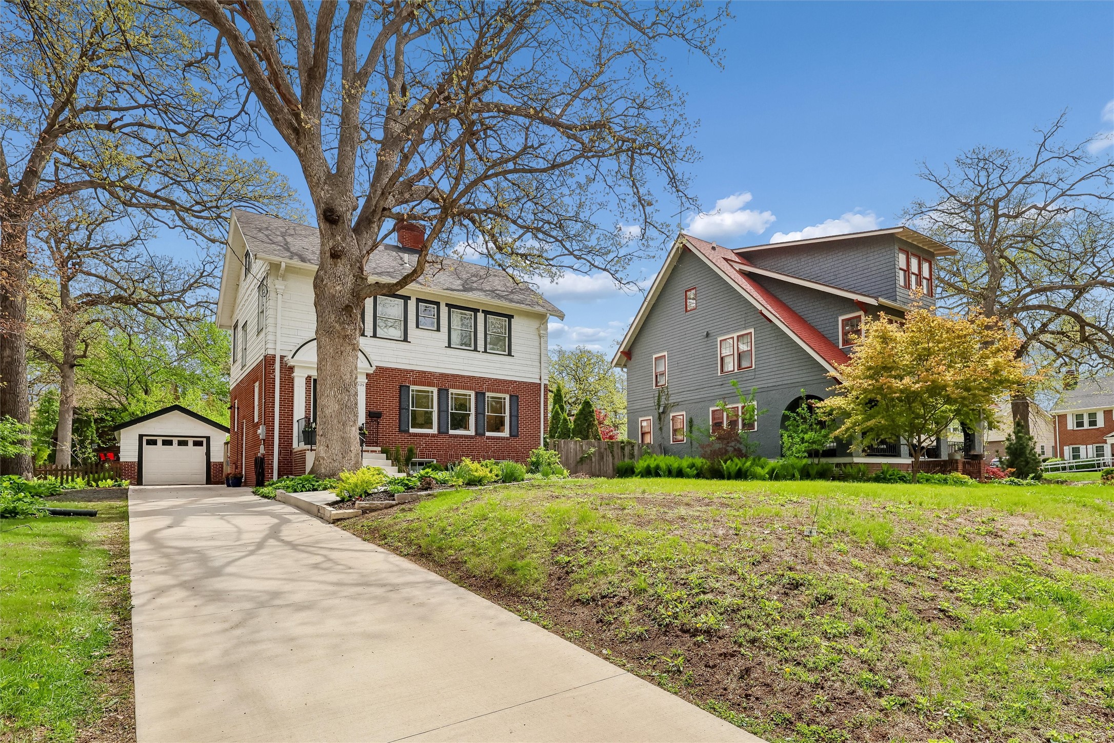 525 Waterbury Circle