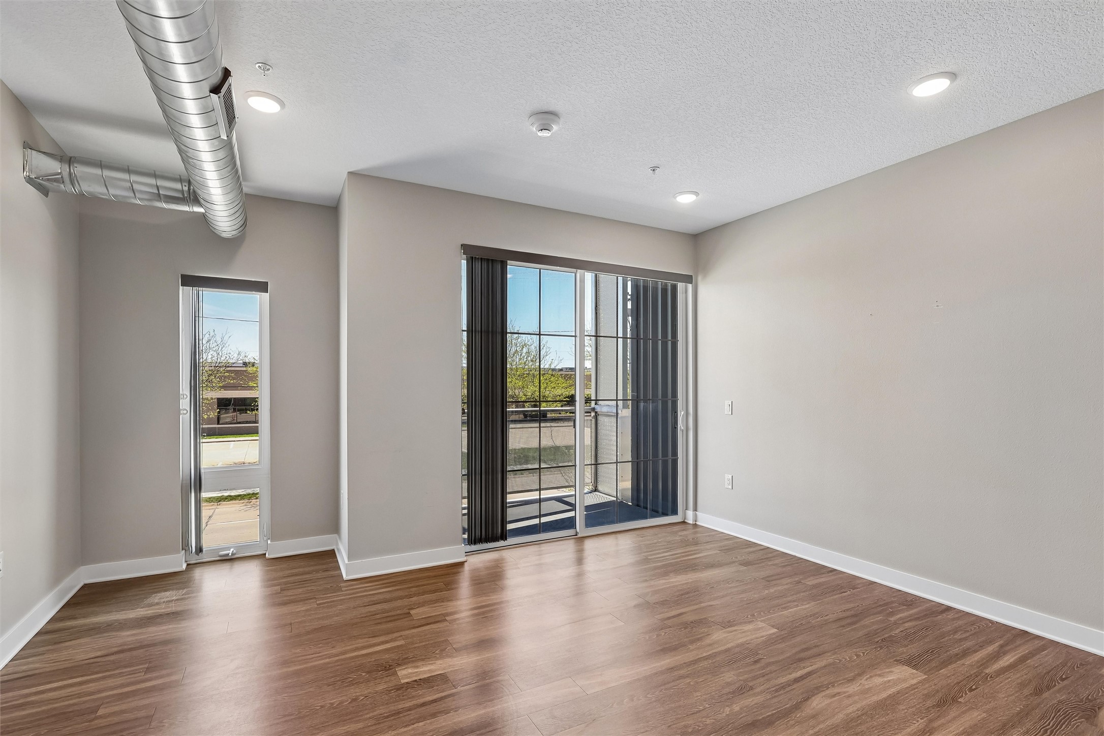 400 SW 7th Street 203