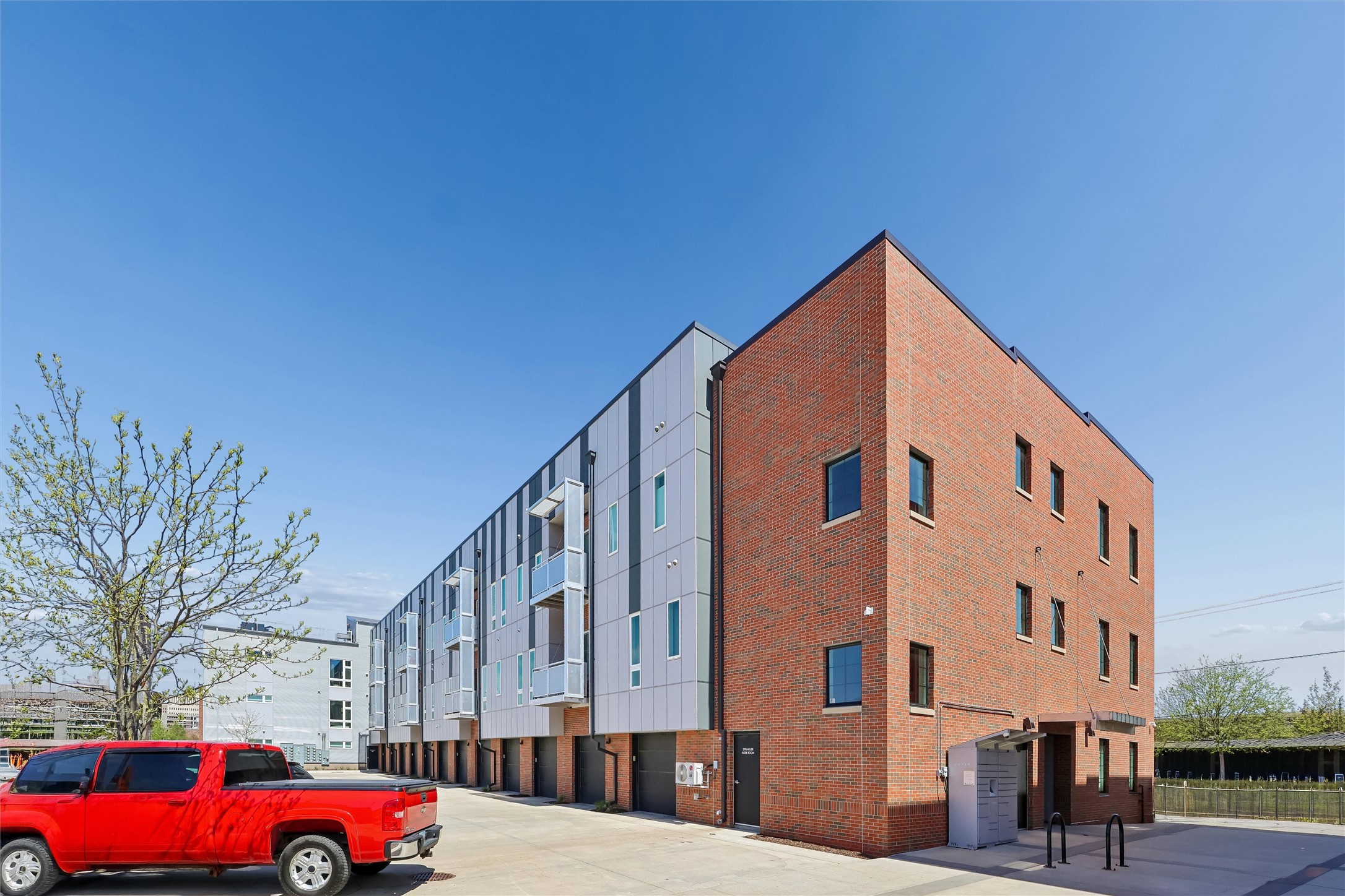 400 SW 7th Street 203