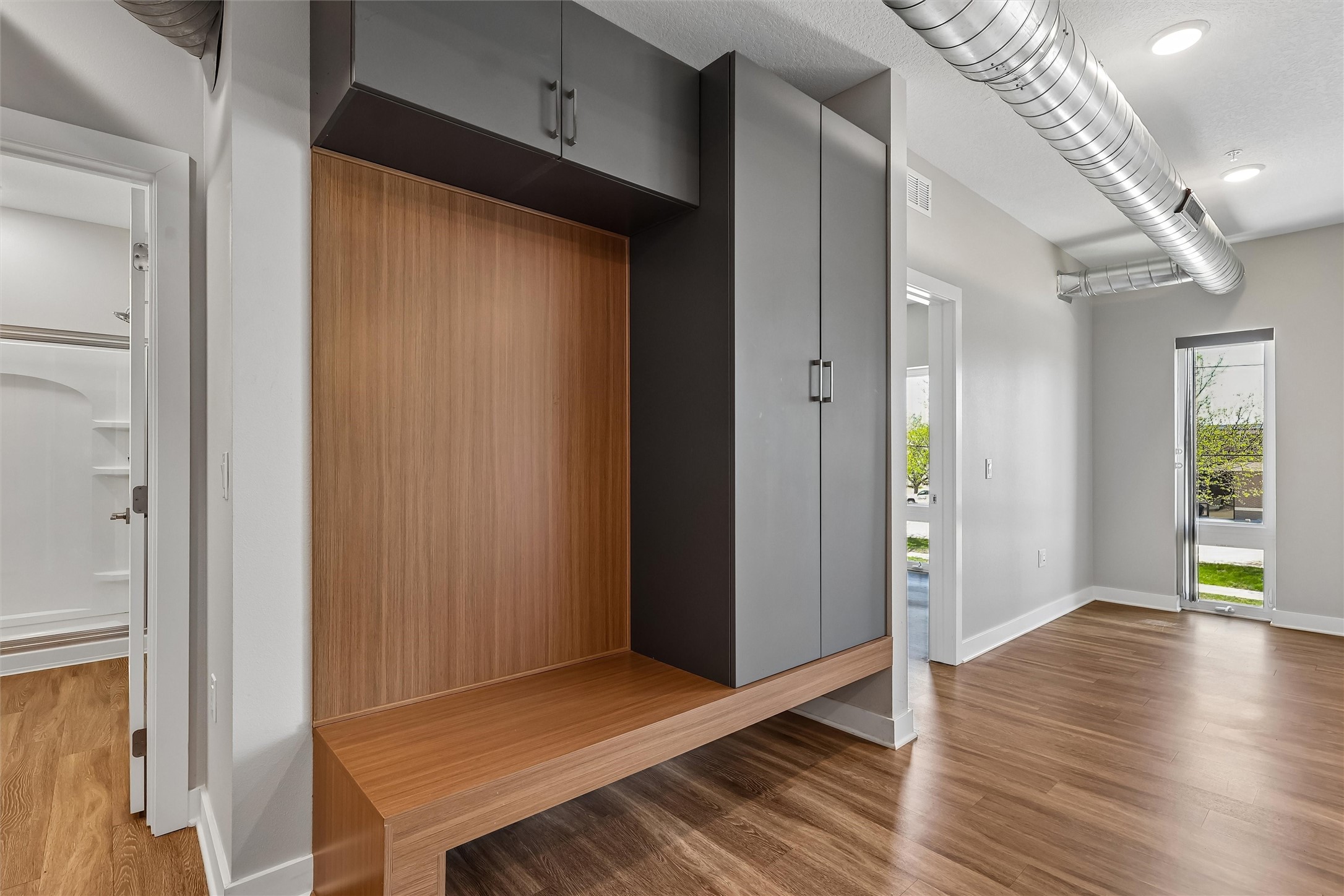 400 SW 7th Street 203